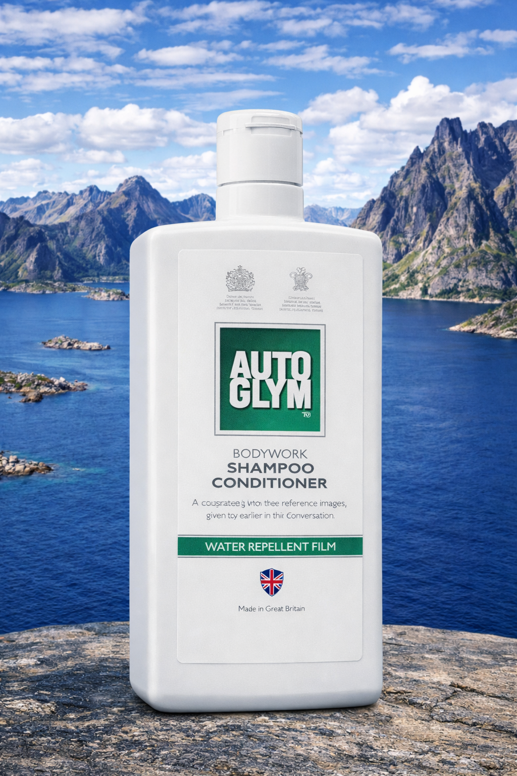 Autoglym Bodywork Shampoo Conditioner 500 ml presentert i Lofoten-inspirert landskap