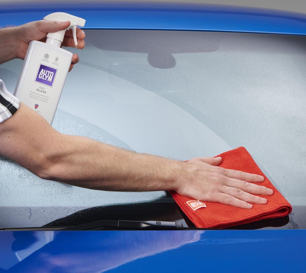 Enkel påføring med mikrofiber for perfekt resultat.